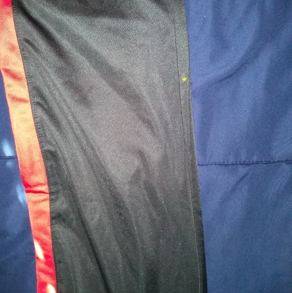 Four pair of boys 10/12 athletic pants - Picture 2 of 4